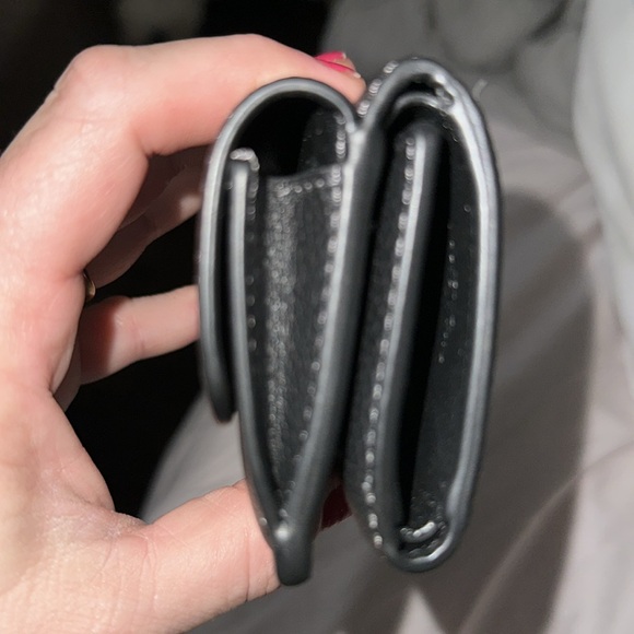 NWT coach black leather wallet holds 6 slots for cards has snap pocket change - Picture 7 of 9